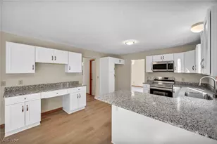 9840 Johnnycake Ridge Rd, Mentor, OH 44060 - Photo 6