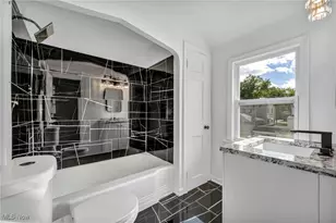 17008 Throckley Ave, Loveland, OH 44128 - Photo 28