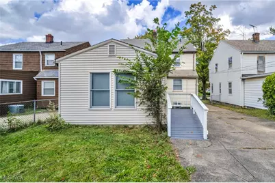 17008 Throckley Avenue, Loveland, OH 44128 - Photo 4