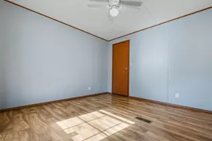 13533 Emerson Ave, Williamstown, WV 26187 - Photo 16