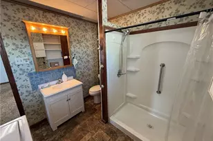 621 Newport Ave, Uhrichsville, OH 44683 - Photo 22