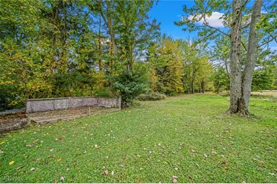 26571 Sprague Road, Columbia Station, OH 44028 - Photo 32