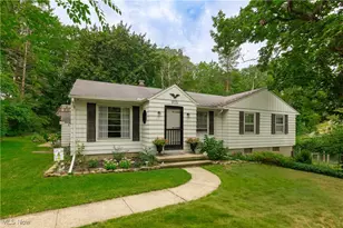 9770 Wrenwood Dr, Kirtland, OH 44094 - Photo 32