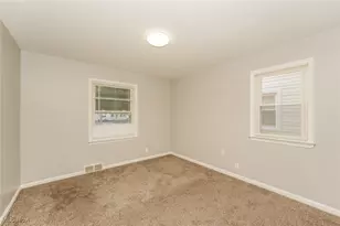 21051 Westport Ave, Euclid, OH 44123 - Photo 6