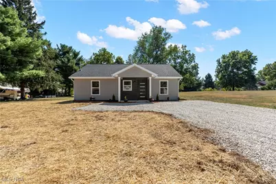 8440 Mapleford Street SW, Navarre, OH 44662 - Photo 1