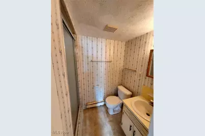 1990 Belfort Avenue NE, Louisville, OH 44641 - Photo 22