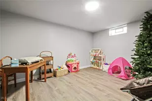 218 Moreland Dr, Canfield, OH 44406 - Photo 20