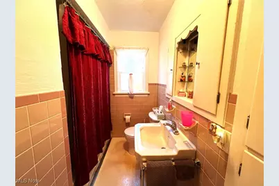 1136 Parkway Boulevard, Alliance, OH 44601 - Photo 10