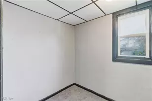 144 Wildon Ave, Steubenville, OH 43952 - Photo 10