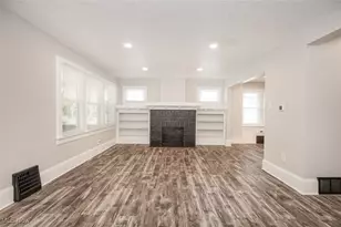 693 Roslyn Ave, Akron, OH 44320 - Photo 6