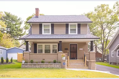 693 Roslyn Avenue, Akron, OH 44320 - Photo 1