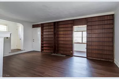 17710 Crestland Road, Loveland, OH 44119 - Photo 6