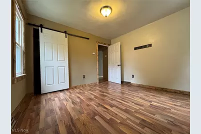 56745 Ferryview Road, Martins Ferry, OH 43935 - Photo 10