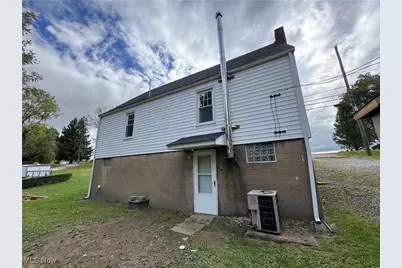 56745 Ferryview Road, Martins Ferry, OH 43935 - Photo 4