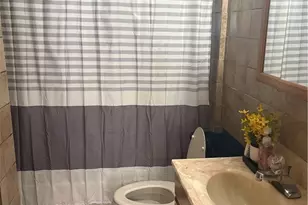 1633 Wakefield Ave, Youngstown, OH 44514 - Photo 16