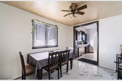 1633 Wakefield Avenue, Youngstown, OH 44514 - Photo 2