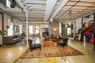 241 Myrtle St, Ravenna, OH 44266 - Photo 4