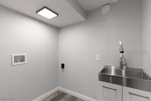 139 Patterson Rd, Weirton, WV 26062 - Photo 16