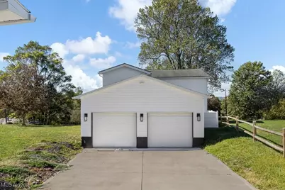 139 Patterson Road, Weirton, WV 26062 - Photo 32