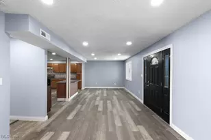 139 Patterson Rd, Weirton, WV 26062 - Photo 8