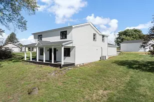 139 Patterson Rd, Weirton, WV 26062 - Photo 4