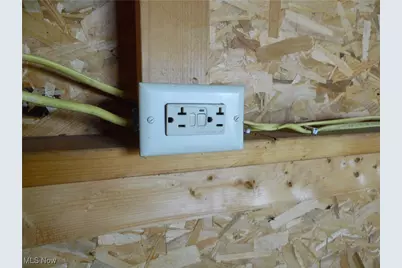 609 Lambert Street, Belpre, OH 45714 - Photo 8