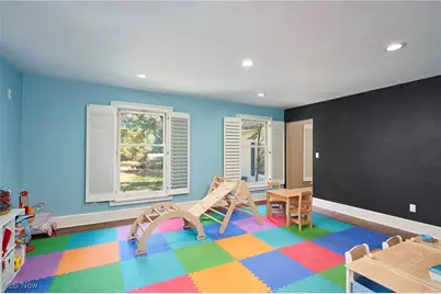 285 Nob Hill Drive, Akron, OH 44303 - Photo 22