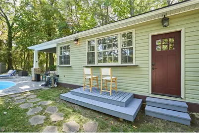 285 Nob Hill Drive, Akron, OH 44303 - Photo 4