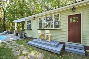 285 Nob Hill Dr, Akron, OH 44303 - Photo 4