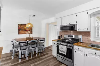 575 Breetz Drive, Campbell, OH 44405 - Photo 10