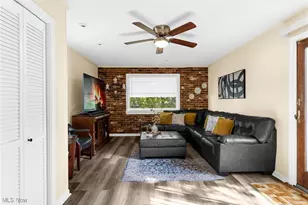 575 Breetz Dr, Campbell, OH 44405 - Photo 14