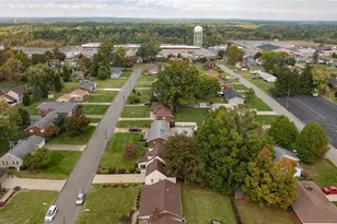 575 Breetz Dr, Campbell, OH 44405 - Photo 34