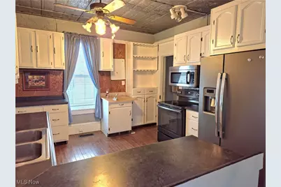28900 Euclid Avenue, Wickliffe, OH 44092 - Photo 8
