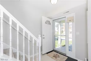 7709 Brandywine Creek Dr, Northfield, OH 44067 - Photo 4