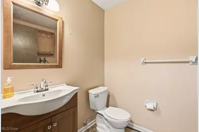 6290 Greenwood #302, Northfield, OH 44067 - Photo 20