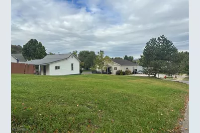 622 Grant Avenue, Cambridge, OH 43725 - Photo 4