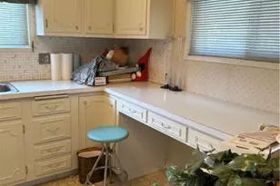1824 Robindale St, Wickliffe, OH 44092 - Photo 32