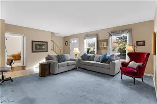 10240 Orchard Hill Ln, Twinsburg, OH 44087 - Photo 4