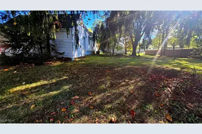 10306 Electric Boulevard, Northfield, OH 44067 - Photo 4