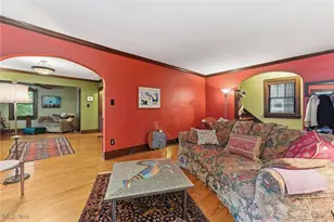 557 Letchworth Dr, Akron, OH 44303 - Photo 4