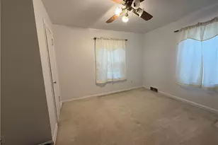 1836 W 21st St, Lorain, OH 44052 - Photo 10