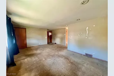 1454 Spring Avenue NE, Canton, OH 44714 - Photo 8