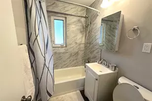 1530 E 254th St, Euclid, OH 44117 - Photo 4