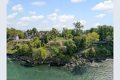 10211 Lake Shore Boulevard, Bratenahl, OH 44108 - Photo 18