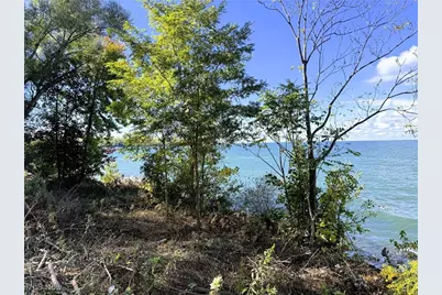 10211 Lake Shore Boulevard, Bratenahl, OH 44108 - Photo 14