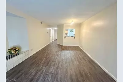 26101 Village Lane #104, Beachwood, OH 44122 - Photo 8