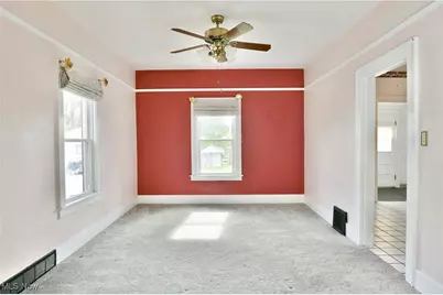 459 Tenney Avenue, Campbell, OH 44405 - Photo 12