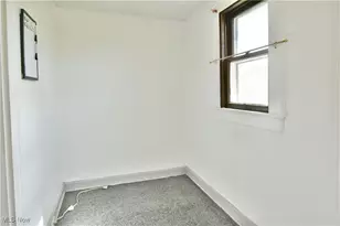 459 Tenney Ave, Campbell, OH 44405 - Photo 10