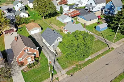 227 Maplewood Avenue, Struthers, OH 44471 - Photo 8