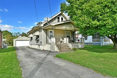 227 Maplewood Avenue, Struthers, OH 44471 - Photo 2